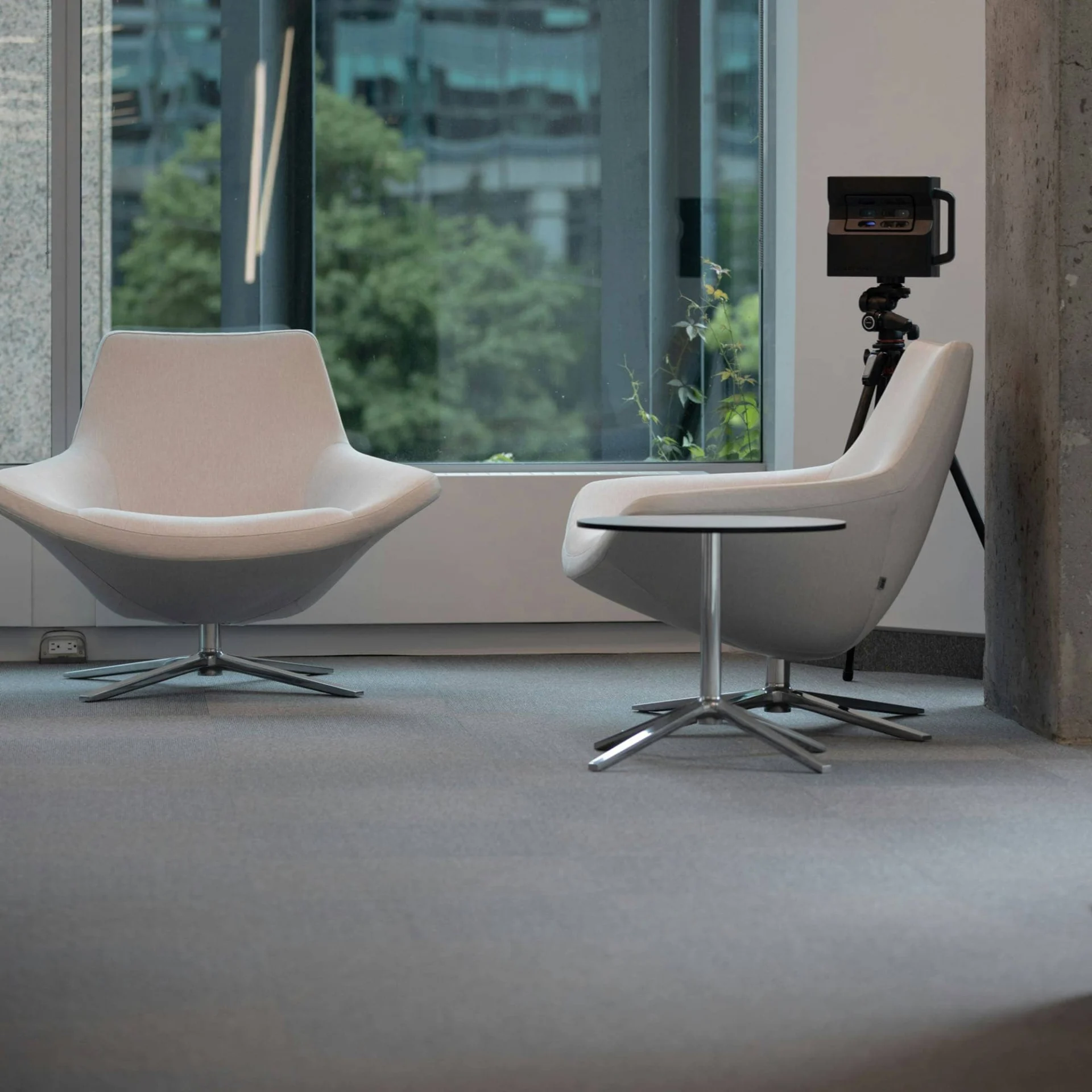 tepih kocke neutralni tonovi